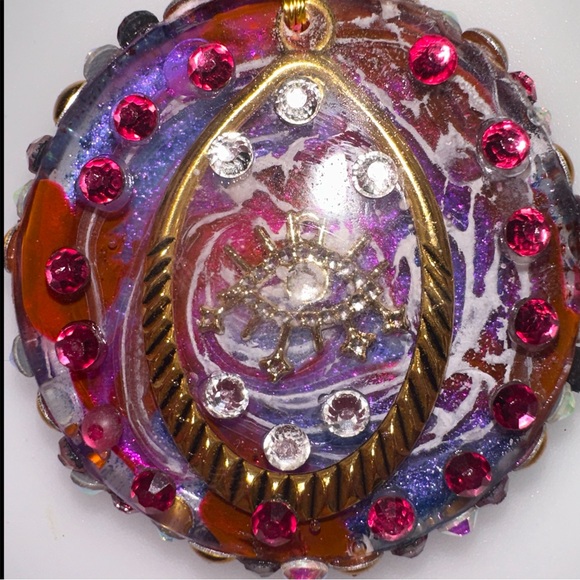 Multi Colored Eye of Horus Charm Pendant Necklace - Picture 6 of 10